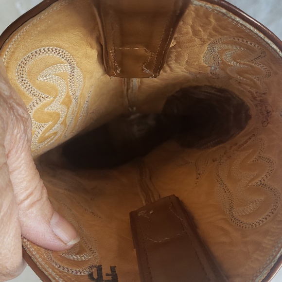 Justin Boots L 4520 Classic cowboy boots in tan and brown Women's Size 6.5 B. - Picture 8 of 14